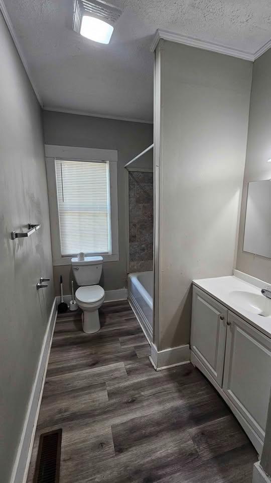 Building Photo - 5614 6th Ave