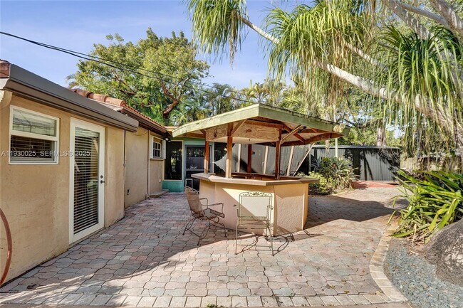 Building Photo - 2611 Roosevelt St