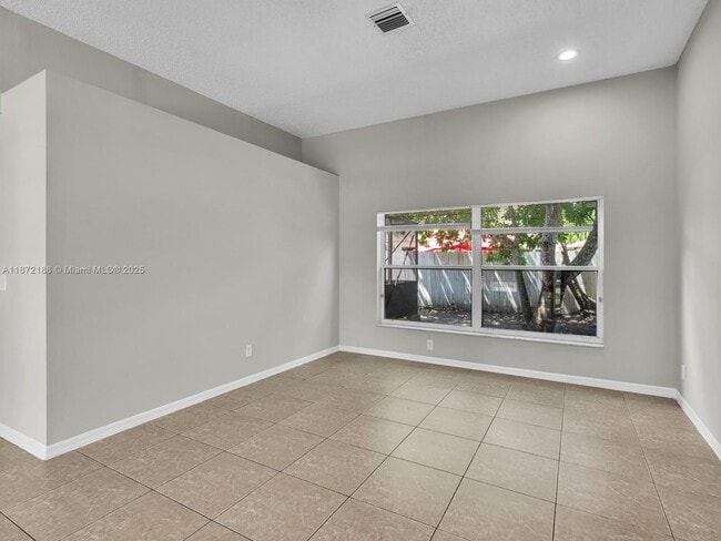Building Photo - 18232 SW 5th St
