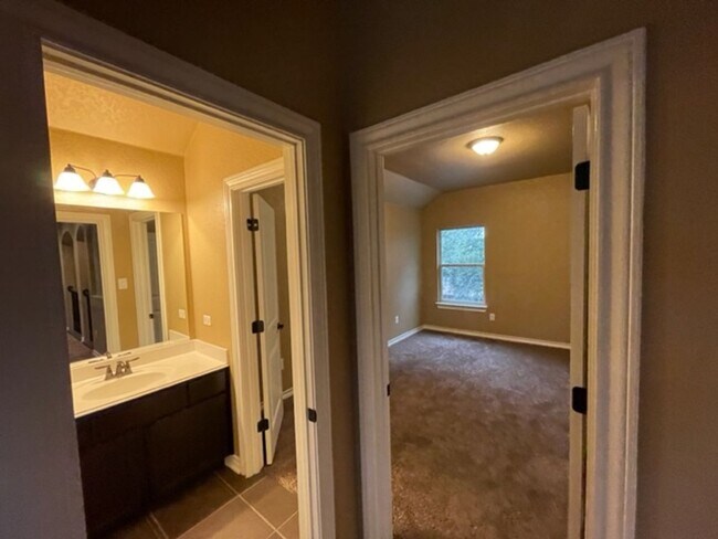Building Photo - Beautiful Two-Story Stone Home in Desirable Kallison Ranch - West San Antonio off North Culebra Rd