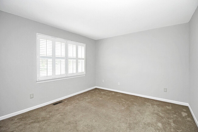 Building Photo - 11111 Park Rd