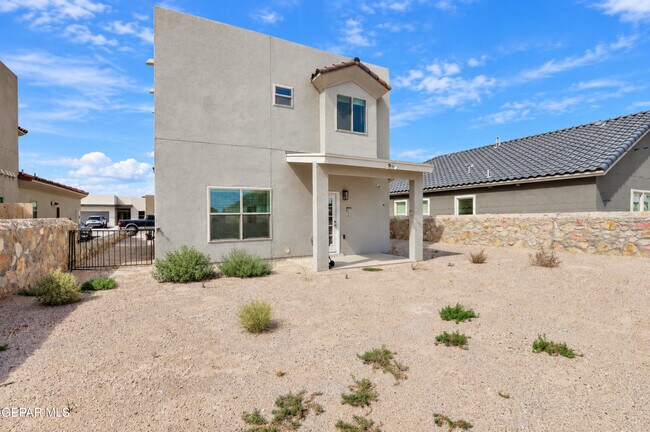 Building Photo - 13420 Highworth Dr