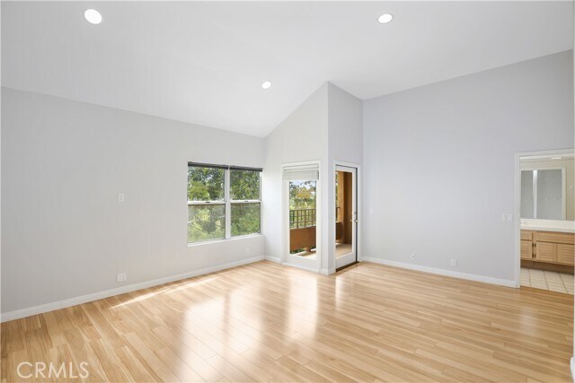 Building Photo - 37 Auburn Aisle