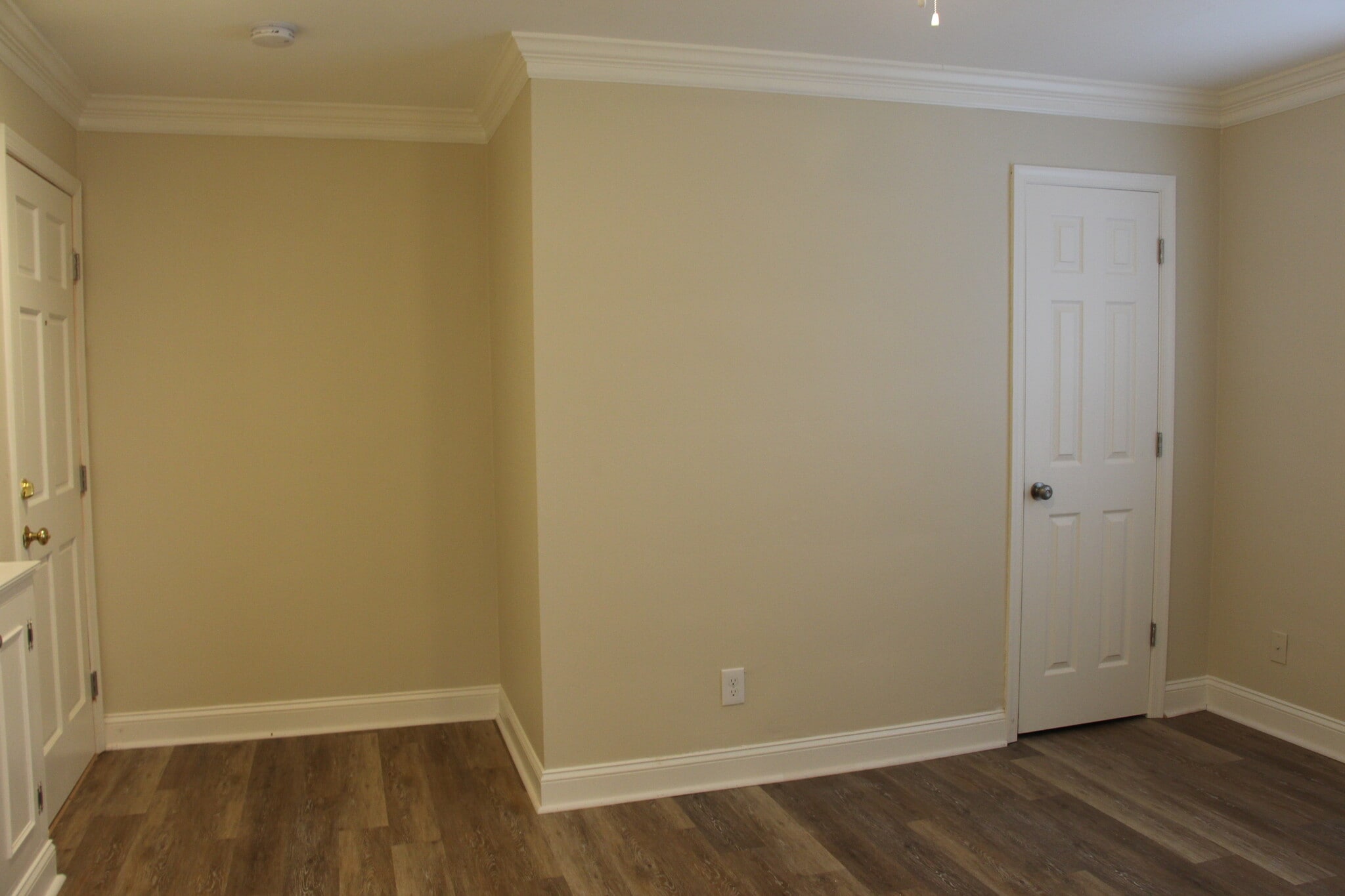 Building Photo - 720 N Monroe St