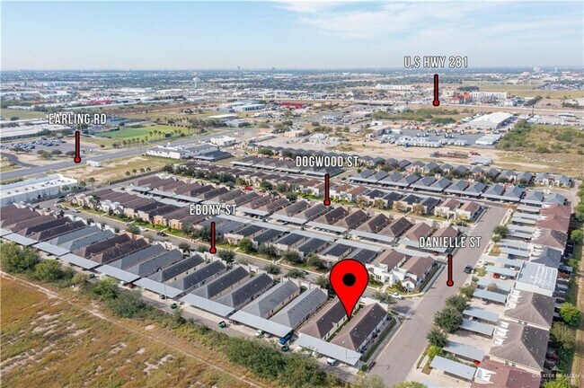 Building Photo - 18 N Ebony St