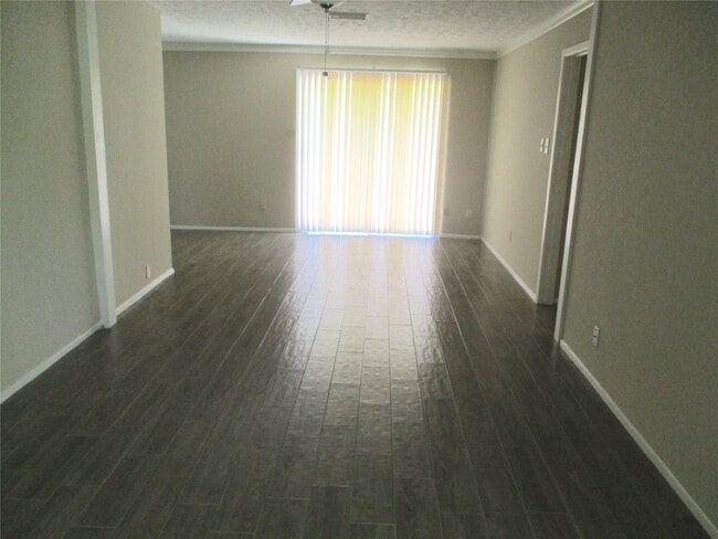 Building Photo - 23119 Banquo Dr