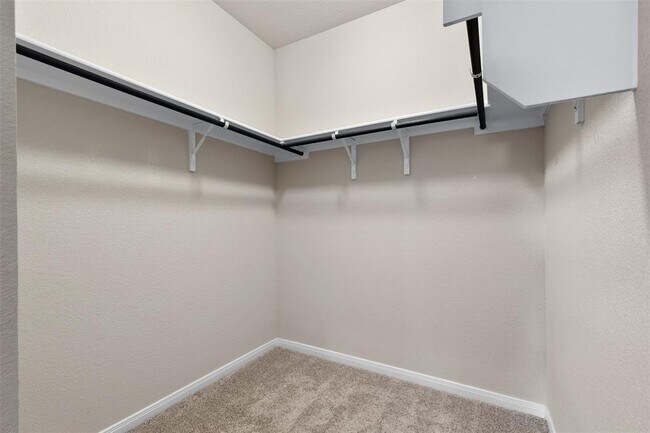 Building Photo - 116 Fair Anne Dr