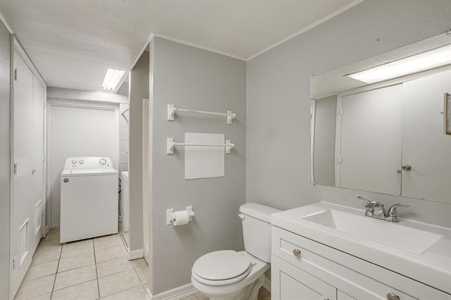 Building Photo - 5201 Curzon Ave