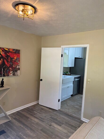 Building Photo - 410 Etowah Ave