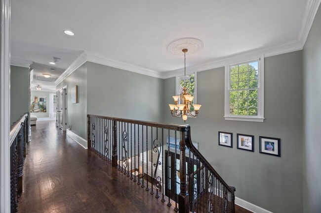 Building Photo - 107 Spears Creek Dr