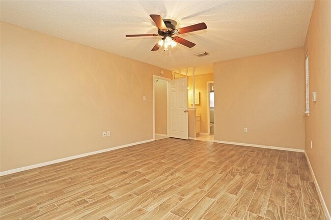Building Photo - 21611 Cimarron Pkwy