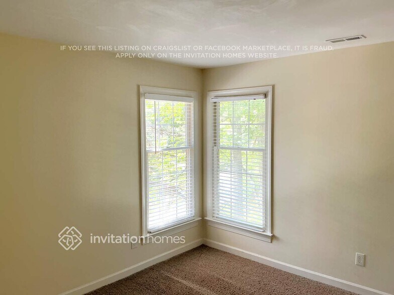 Building Photo - 100 Ledford Ct