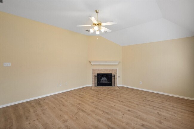 Building Photo - 600 Dover Park Trail