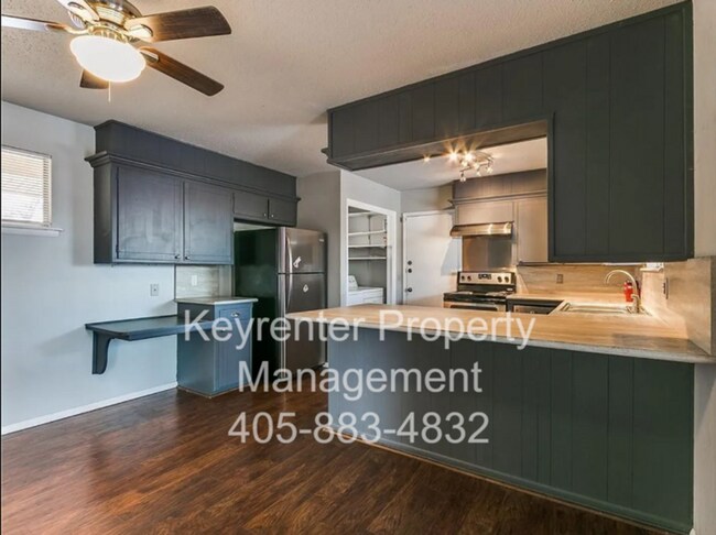 Building Photo - 507 NE 61st St