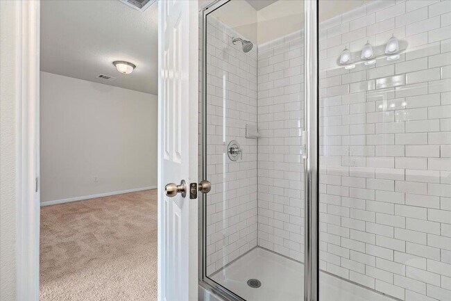 Building Photo - 1609 Catalan Rd