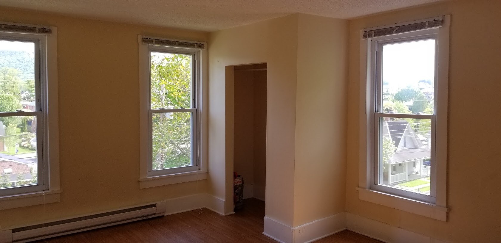 Bedroom 3 - 323 W 4th St