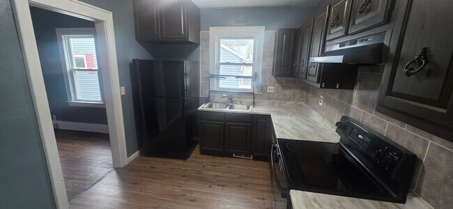 Building Photo - Spacious 3-Bedroom Home with Comfort & Charm in Youngstown