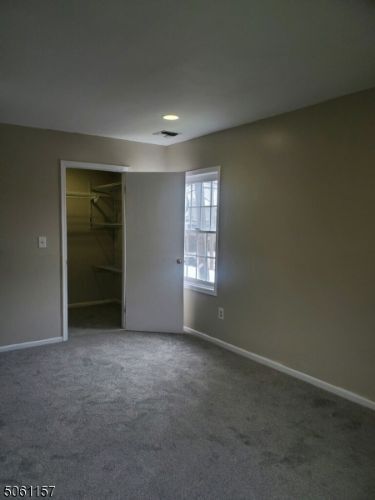 Building Photo - 112 Sherwood Ave
