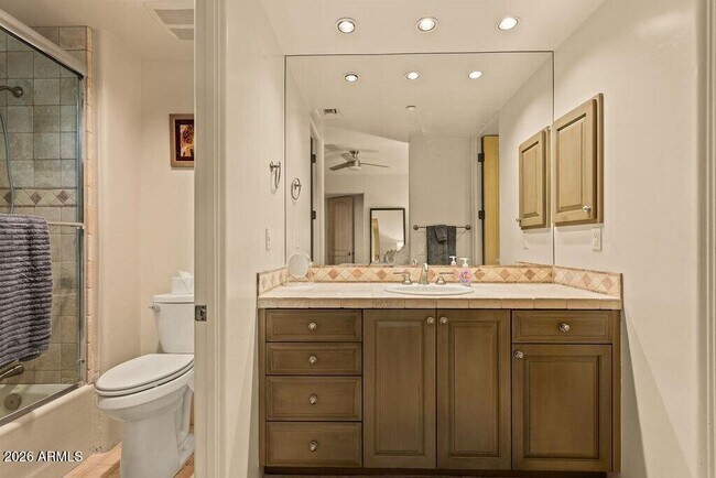 Building Photo - 11166 E Prospect Point Dr