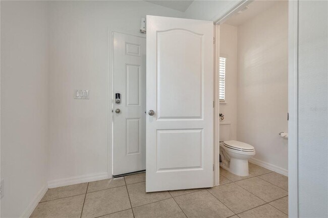 Building Photo - 900 Boca Vista Ct