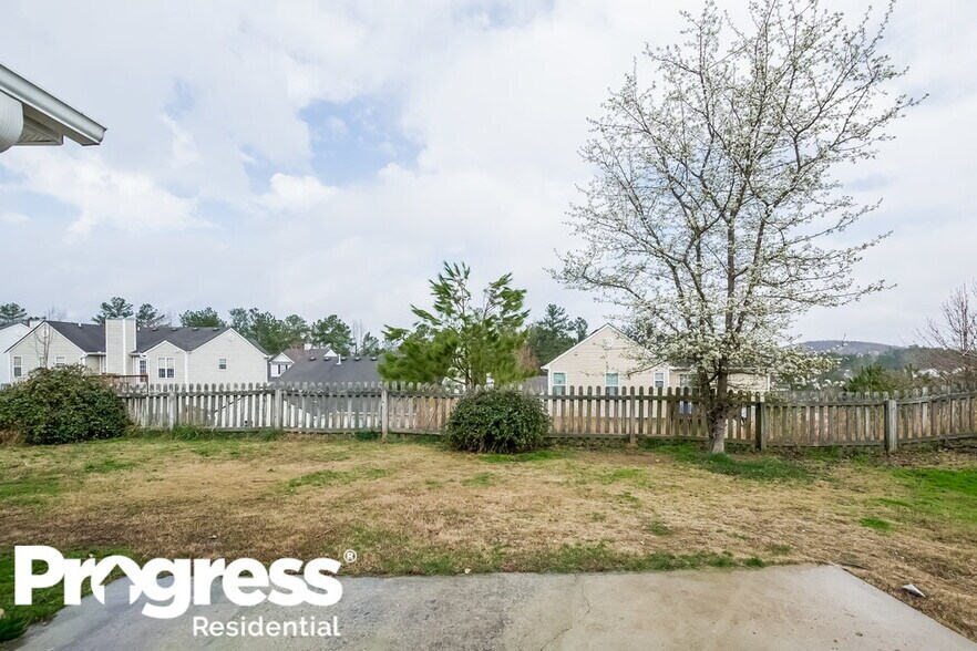 Building Photo - 311 Bainbridge Cir