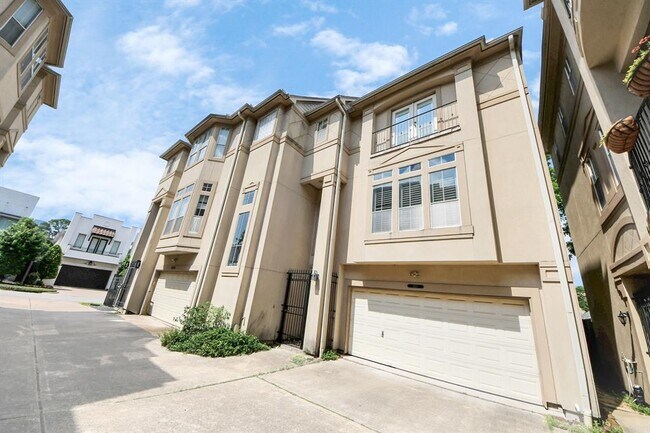 Building Photo - 4514 Rose St