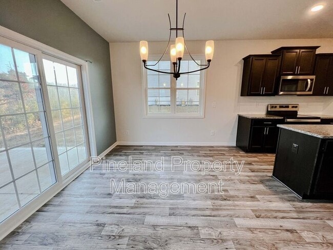 Building Photo - 181 Springhaven Dr