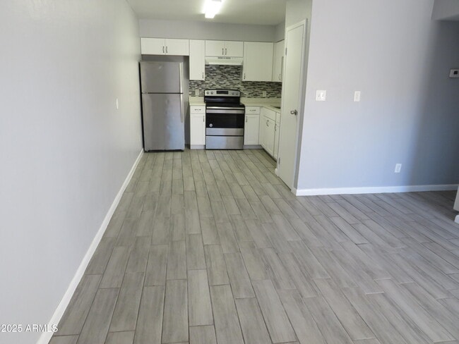 Building Photo - 2726 E Tierra Buena Ln