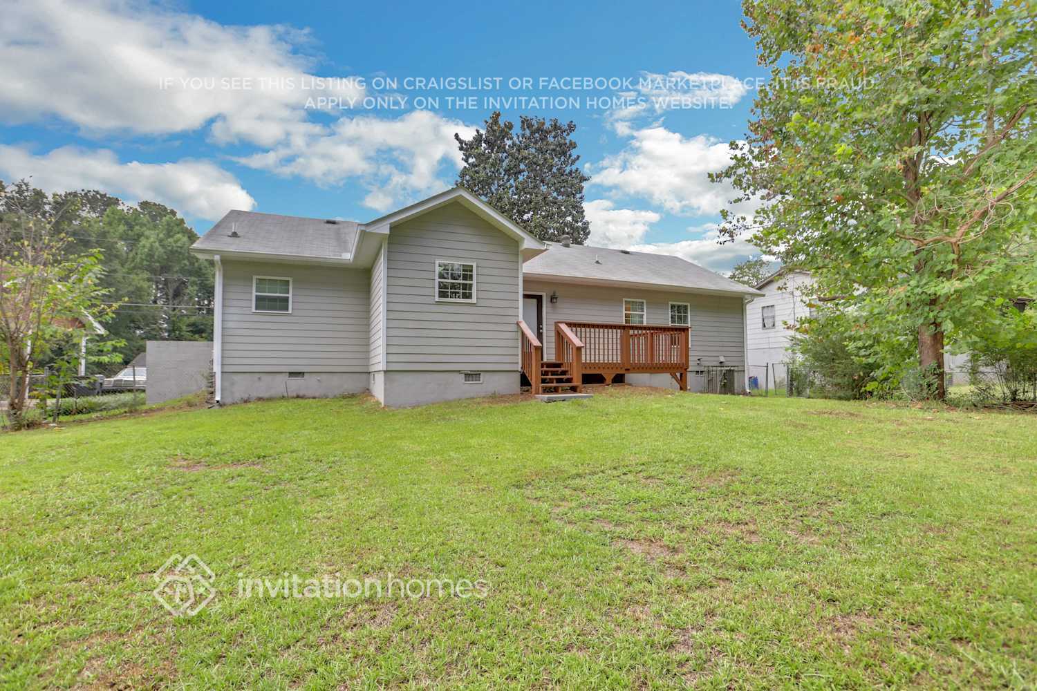 Building Photo - 6390 Ashdale Dr