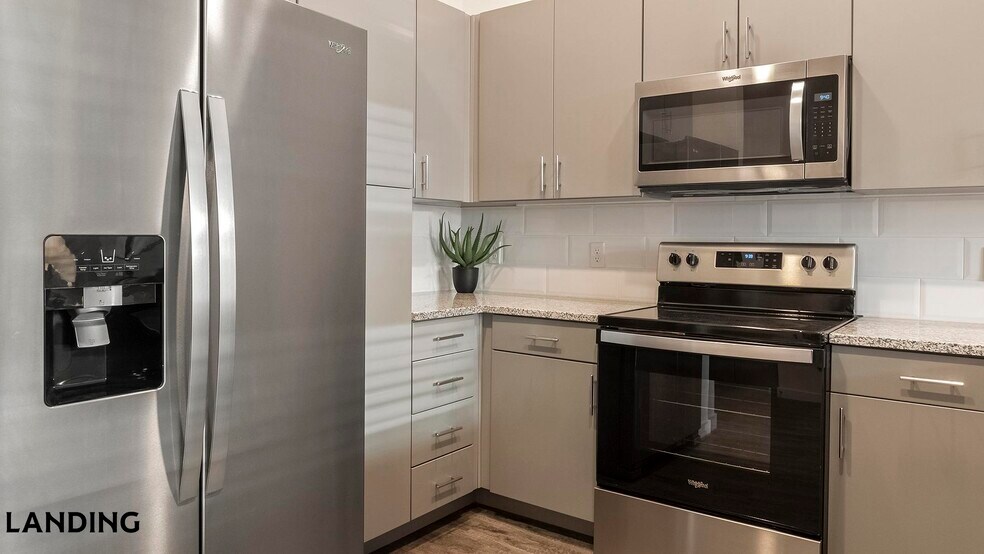 Building Photo - 185 Polaris Pointe