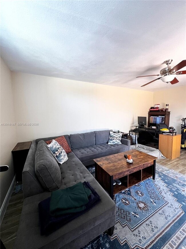 Building Photo - 192 Springdale Cir