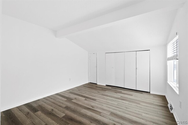 Building Photo - 3754 Helios Ct