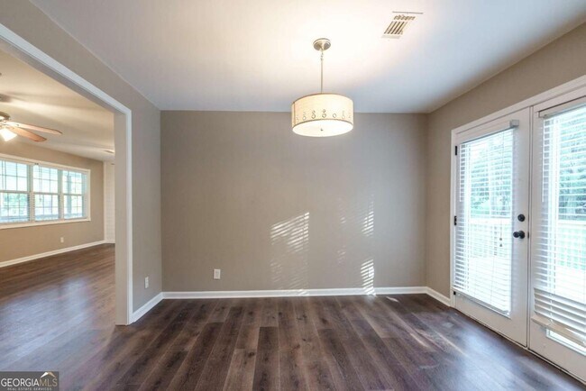 Building Photo - 3322 Dewey Hogan Rd