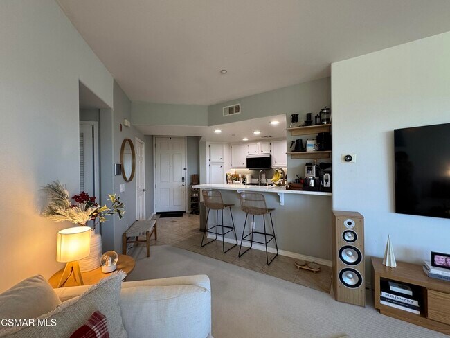 Building Photo - 243 Riverdale Ct