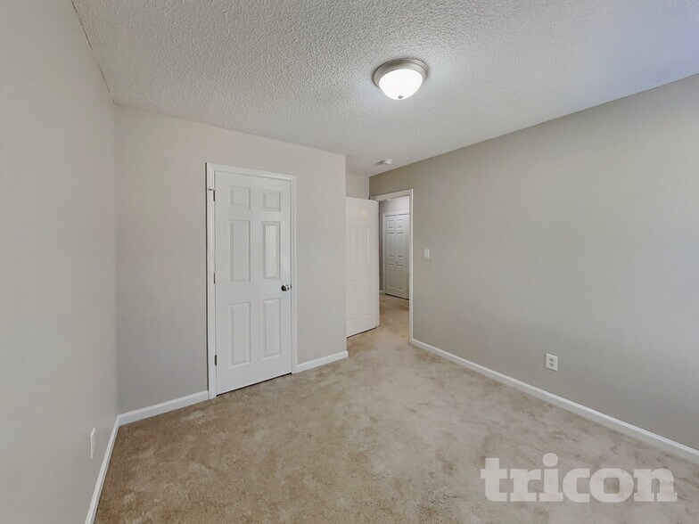 Building Photo - 149 Cambridge Elm Dr