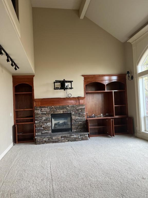 Building Photo - 15715 SE Bybee Dr