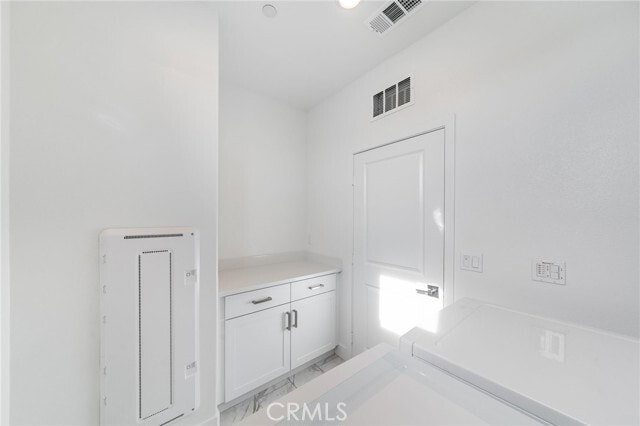 Building Photo - 241 Culture