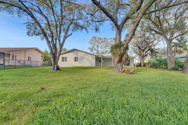 Building Photo - 11600 NW 26th St