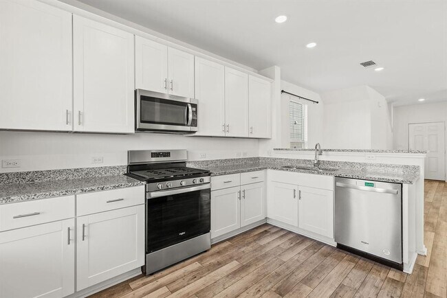 Building Photo - 917 Duskywing Wy