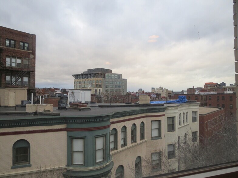 Building Photo - 45 Hemenway St