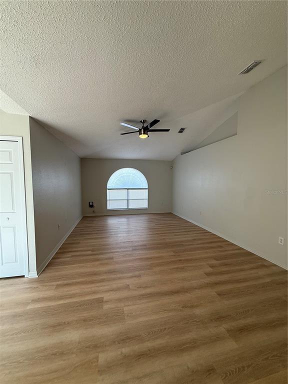 Building Photo - 12052 Villa Rd