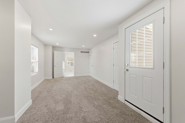 Building Photo - 4414 Whetsel Ave