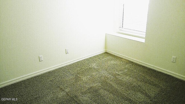 Building Photo - 653 Paseo Dulce Ave