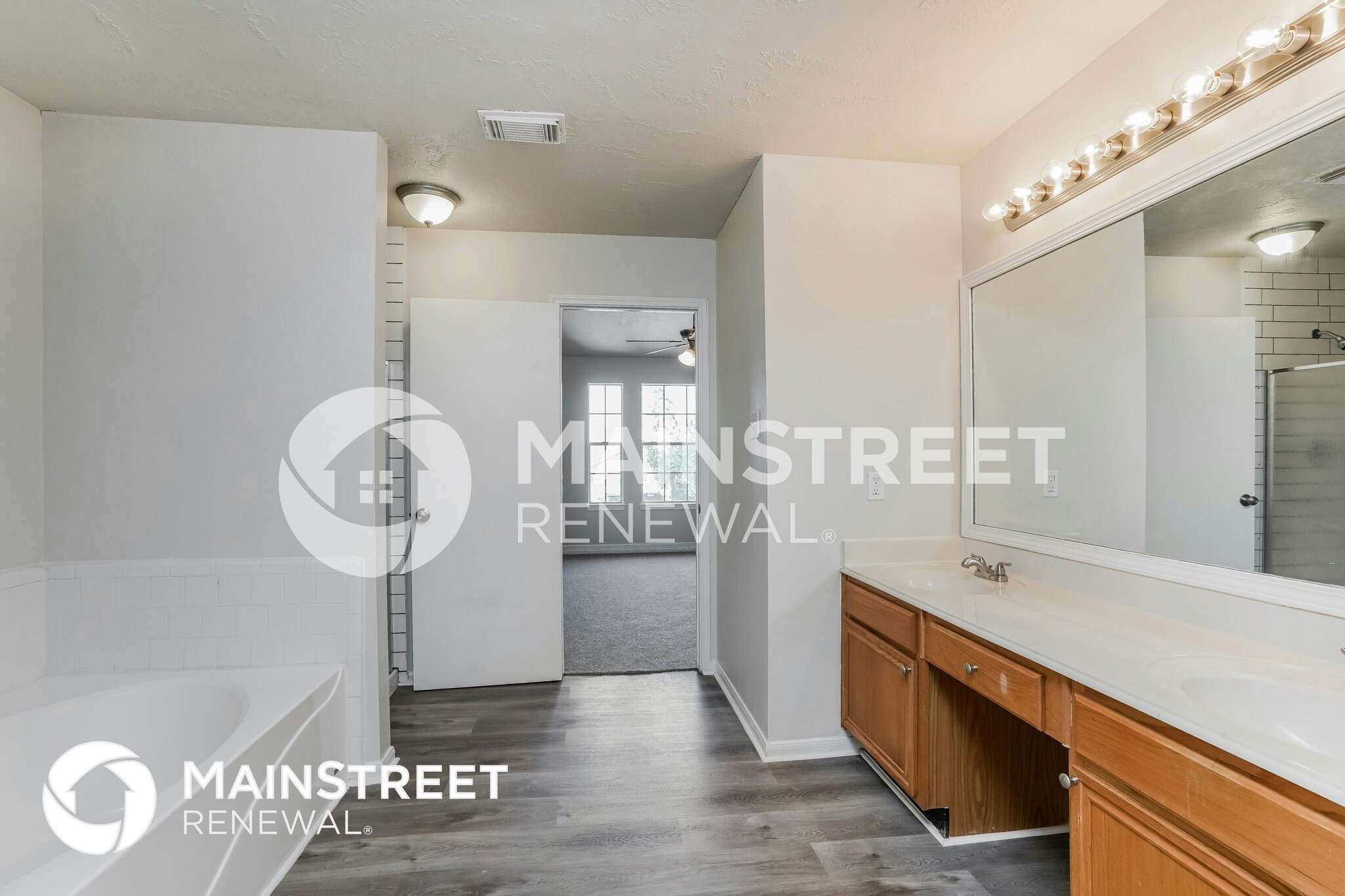 Building Photo - 12215 Bowsman Dr