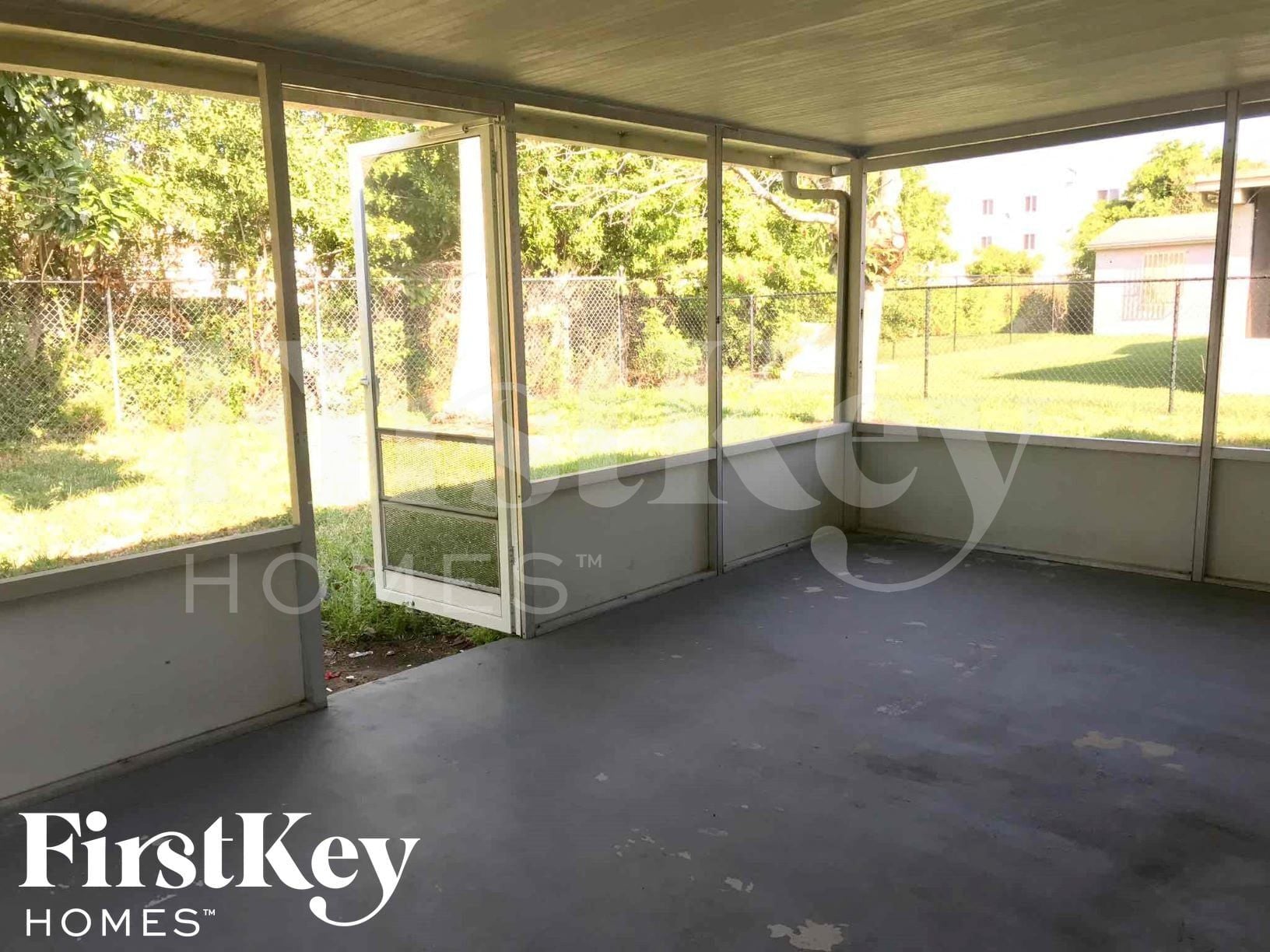 Building Photo - 14202 SW 110th Ave