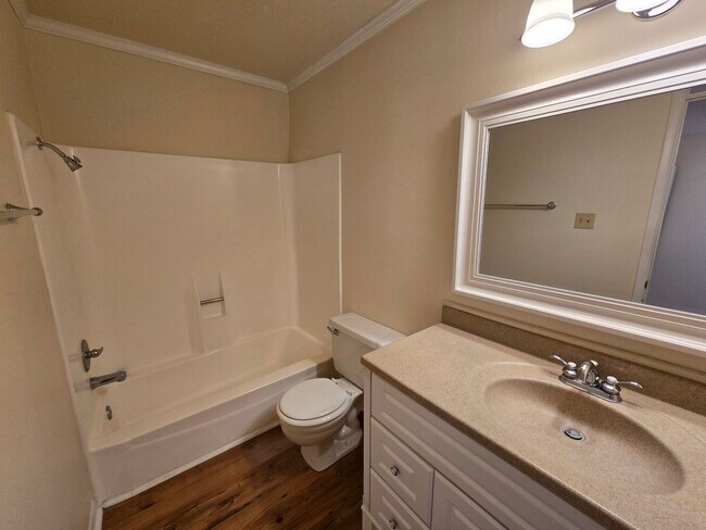 Building Photo - College Station / 2-bed, 2-bath Condo unit...