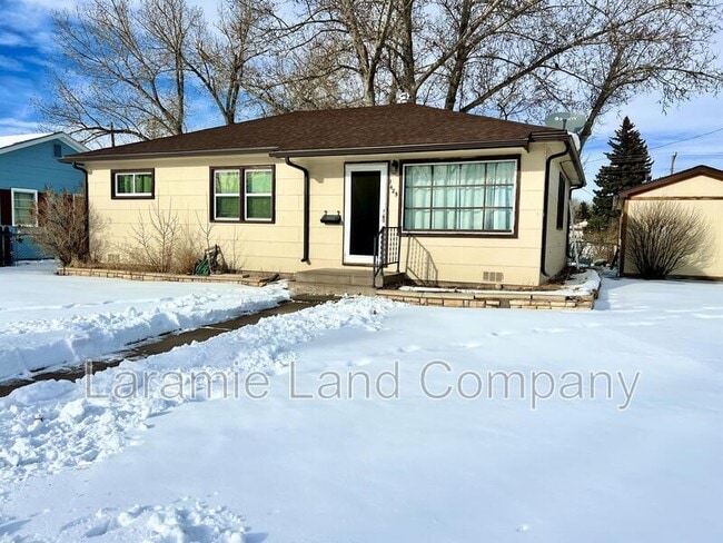 Primary Photo - 1425 Fetterman Dr