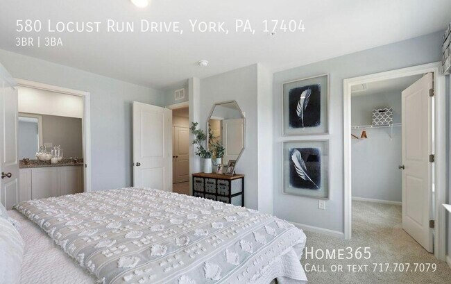 Building Photo - Brand New Townhouses on Locust Run Drive!