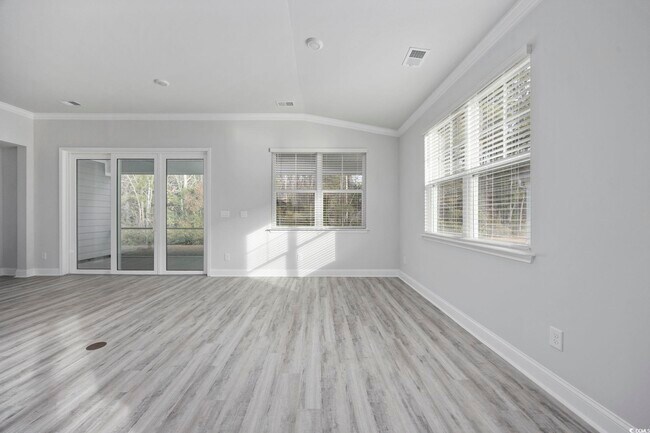 Building Photo - 7151 Shooting Star Way