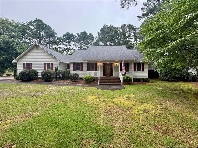 Primary Photo - 200 Horseshoe Dr